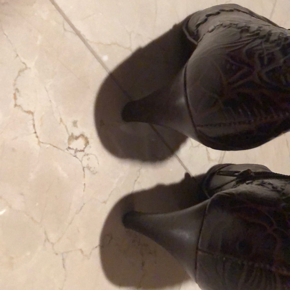 Booties - Picture 3 of 5